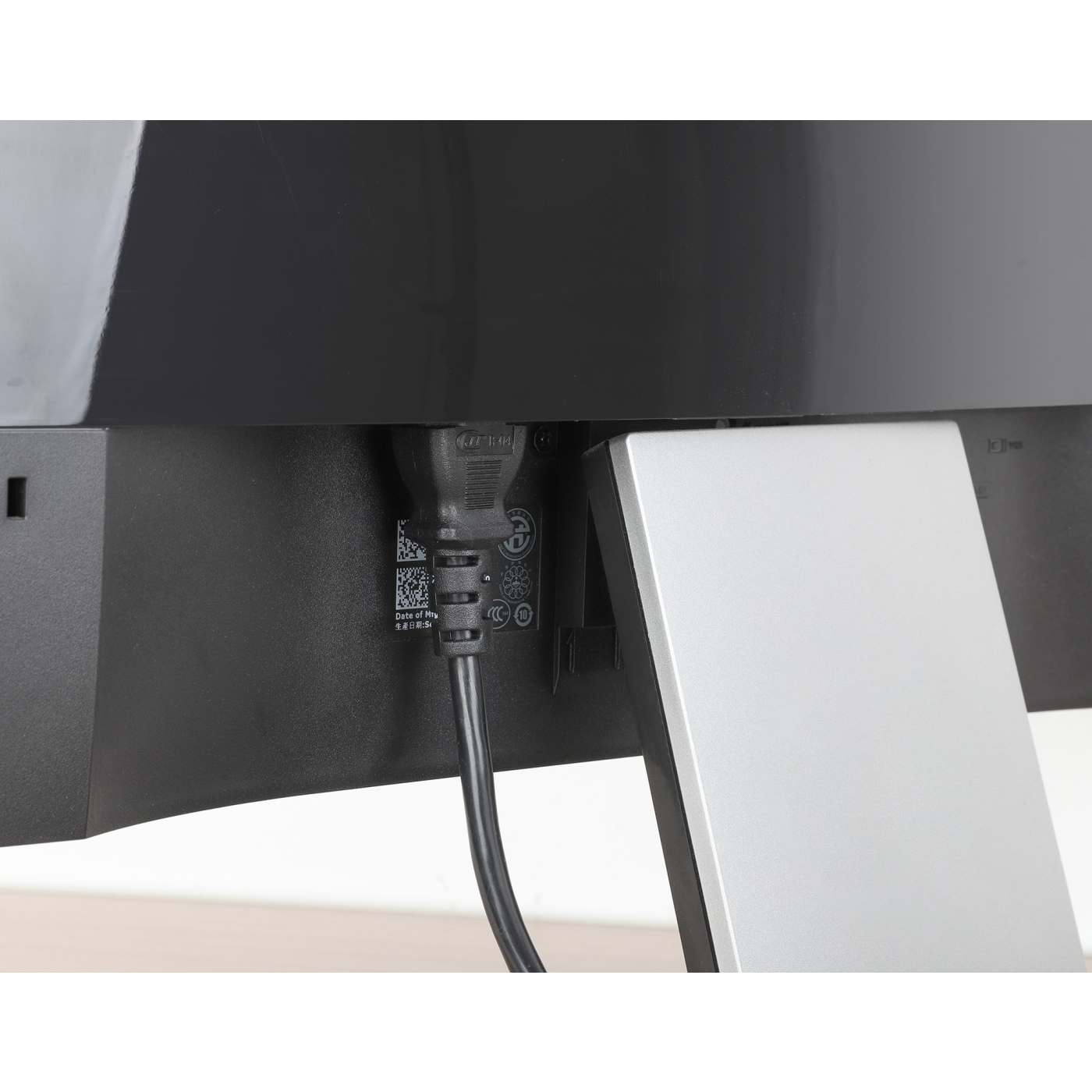 Cable de alimentación divisor en Y, un conector C14 a 2 x C13, 1.8 m Image 7