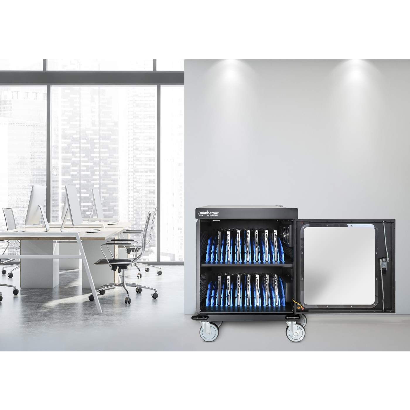 Gabinete de carga con 32 contactos de CA (15.6") Image 14