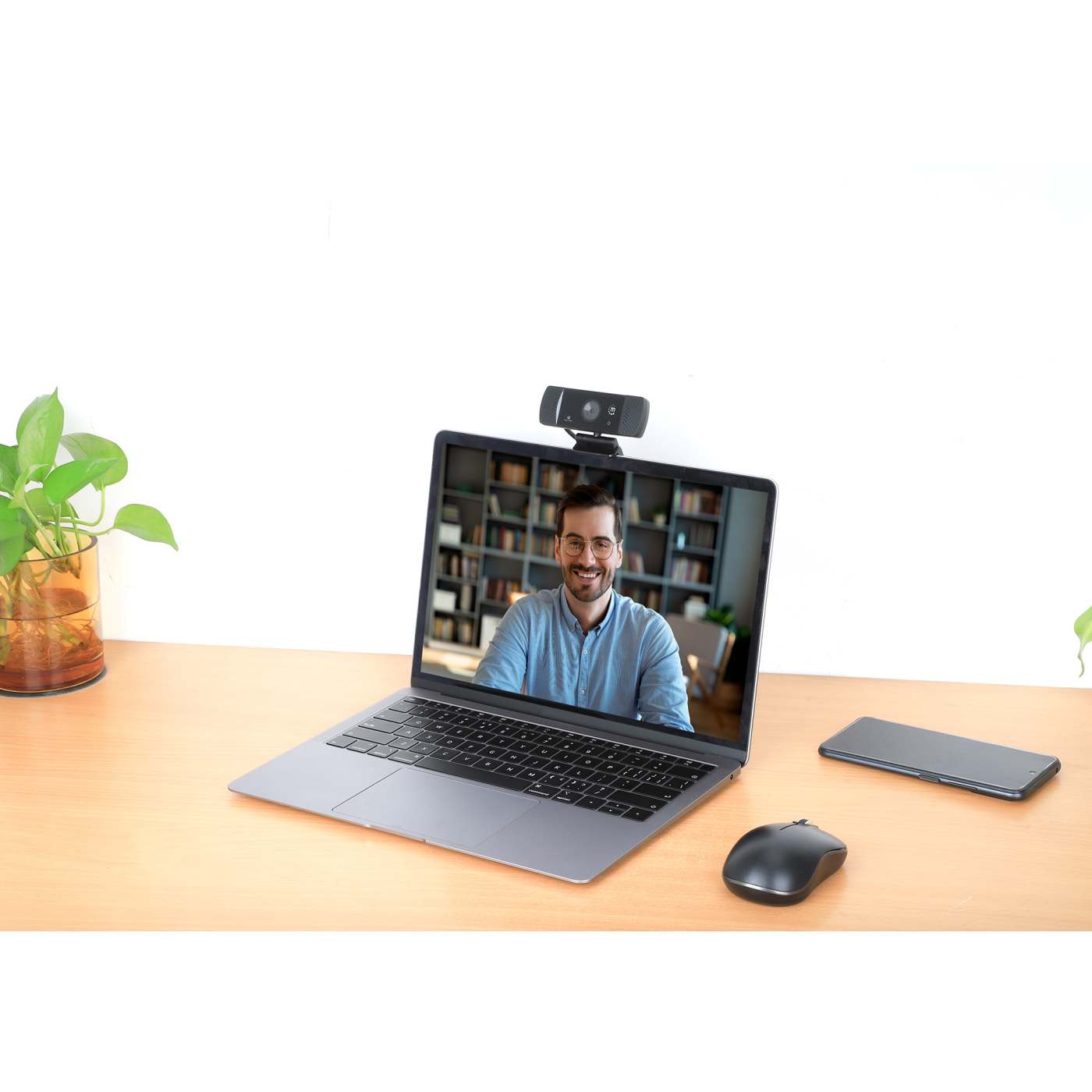 Webcam USB Quad-HD 1440p con rotación 360° Image 9