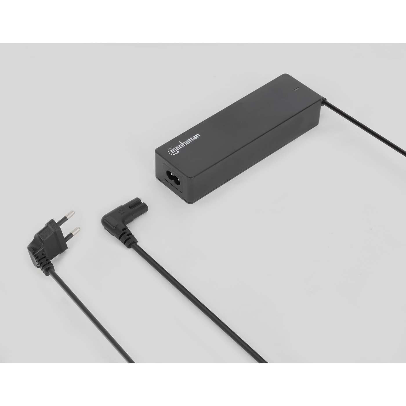 Cable de alimentación UE en ángulo C7 a CEE 7/16, 2 m Image 2