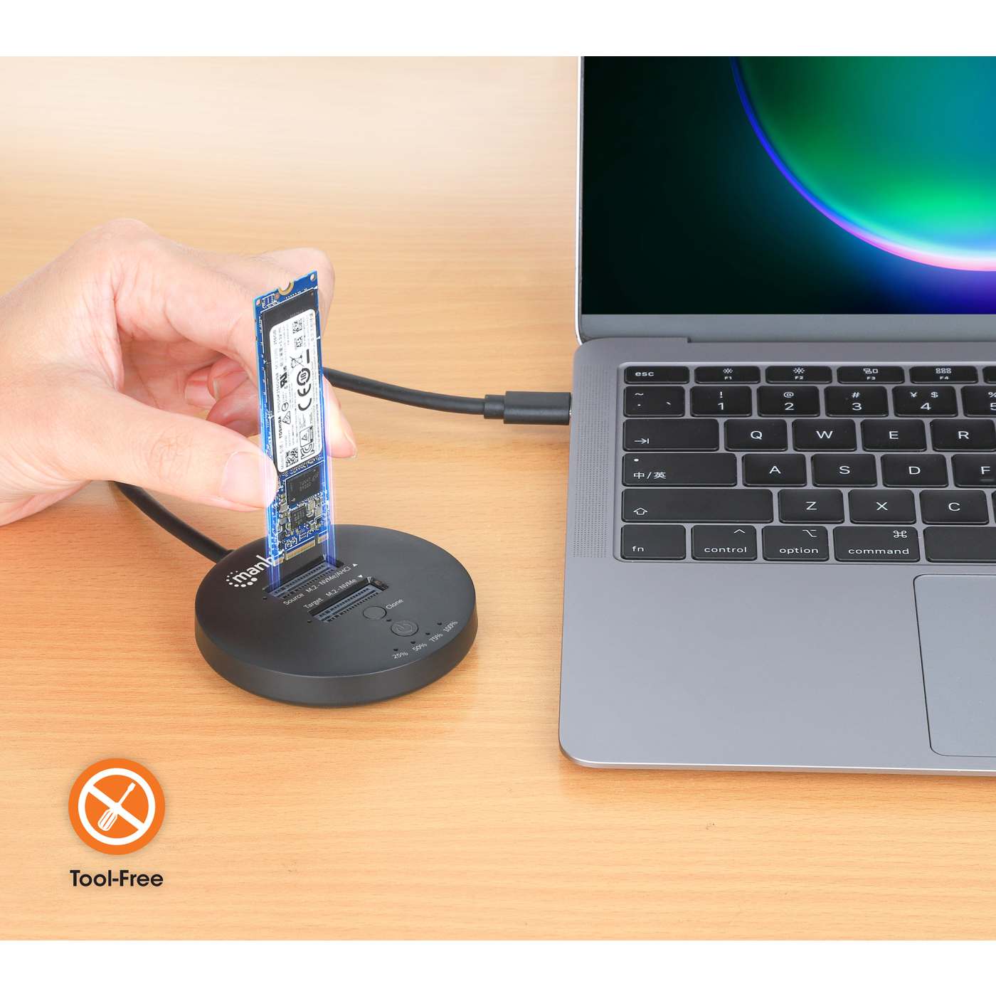 Estación de acoplamiento y clonación de SSD M.2 NVMe Image 7