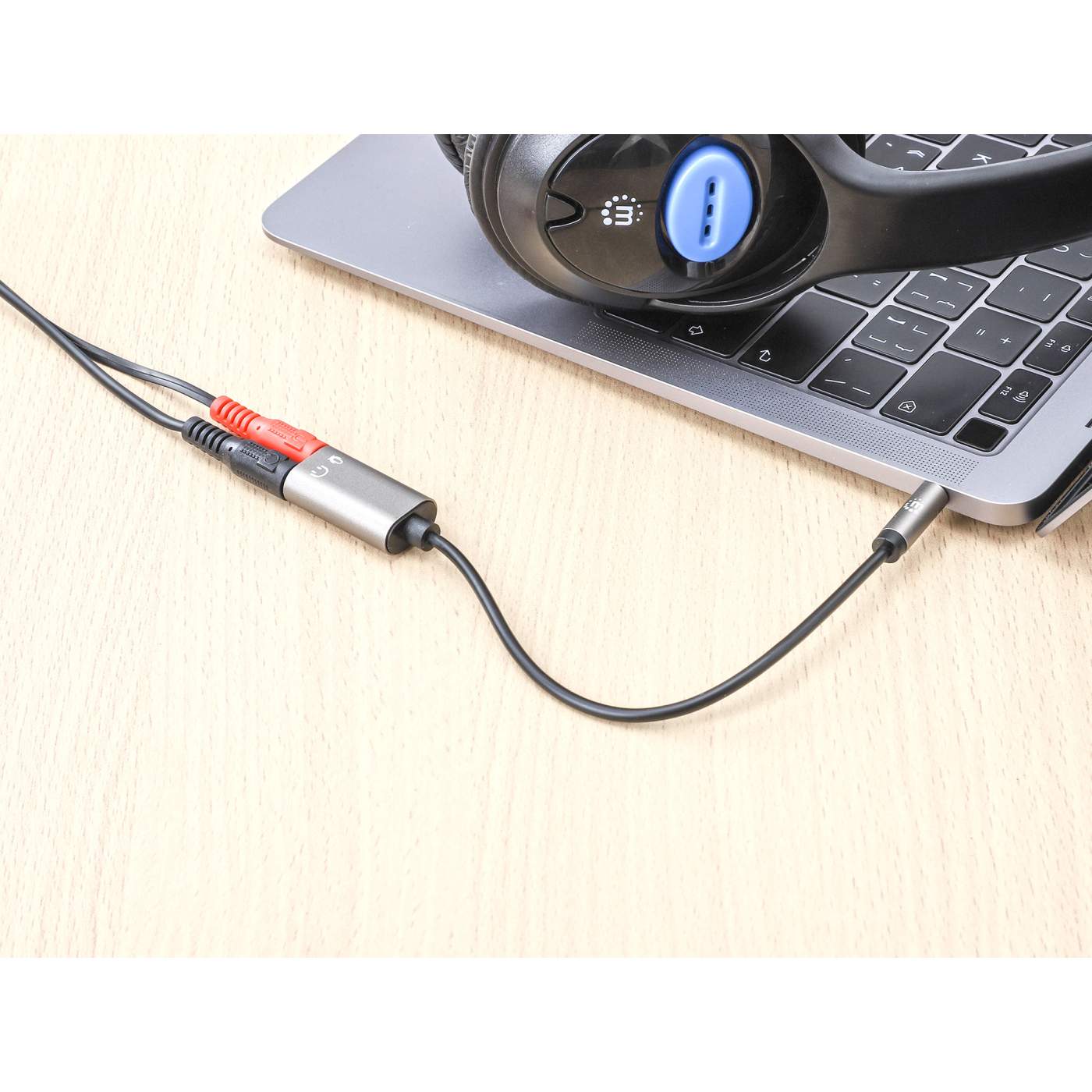 Adaptador Auxiliar en “Y” de un Plug a 2 salidas 3.5 mm Image 8