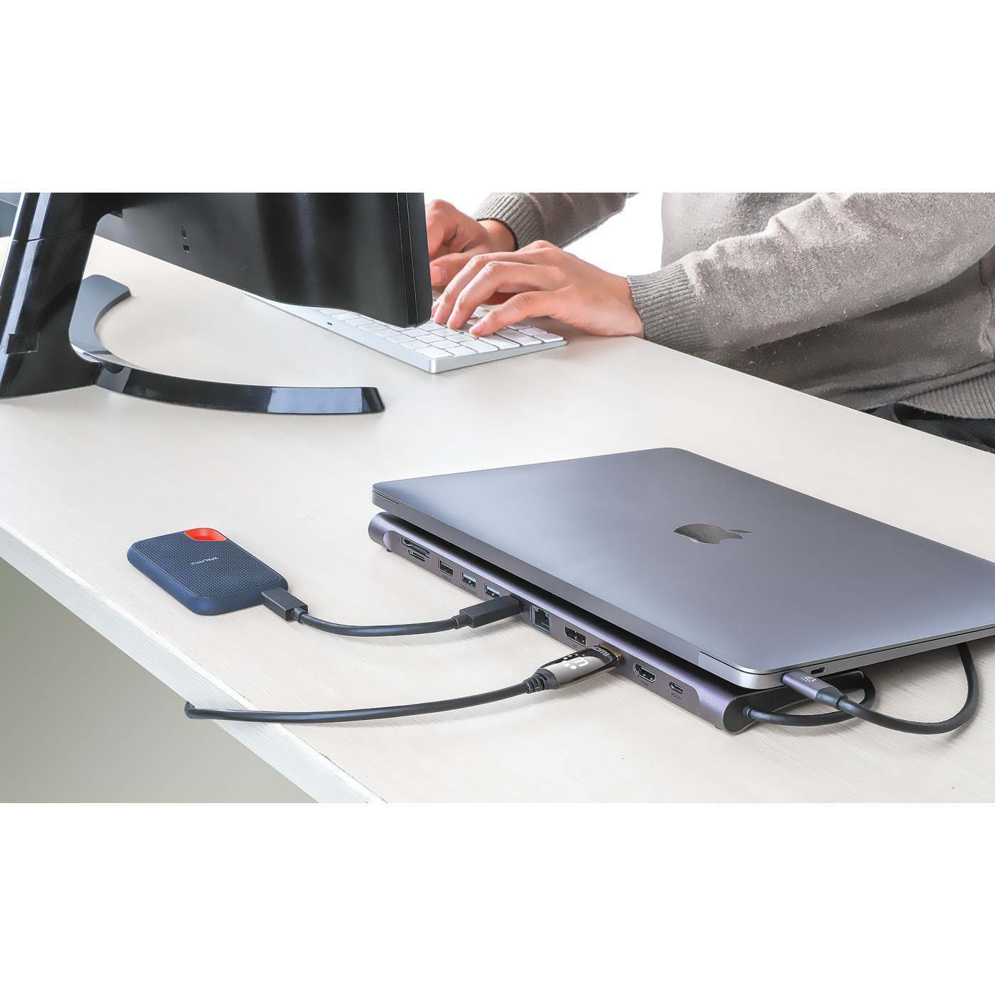 Estación de carga / Hub multipuerto USB-C PD 12 en 1 para tres pantallas 4K Image 5