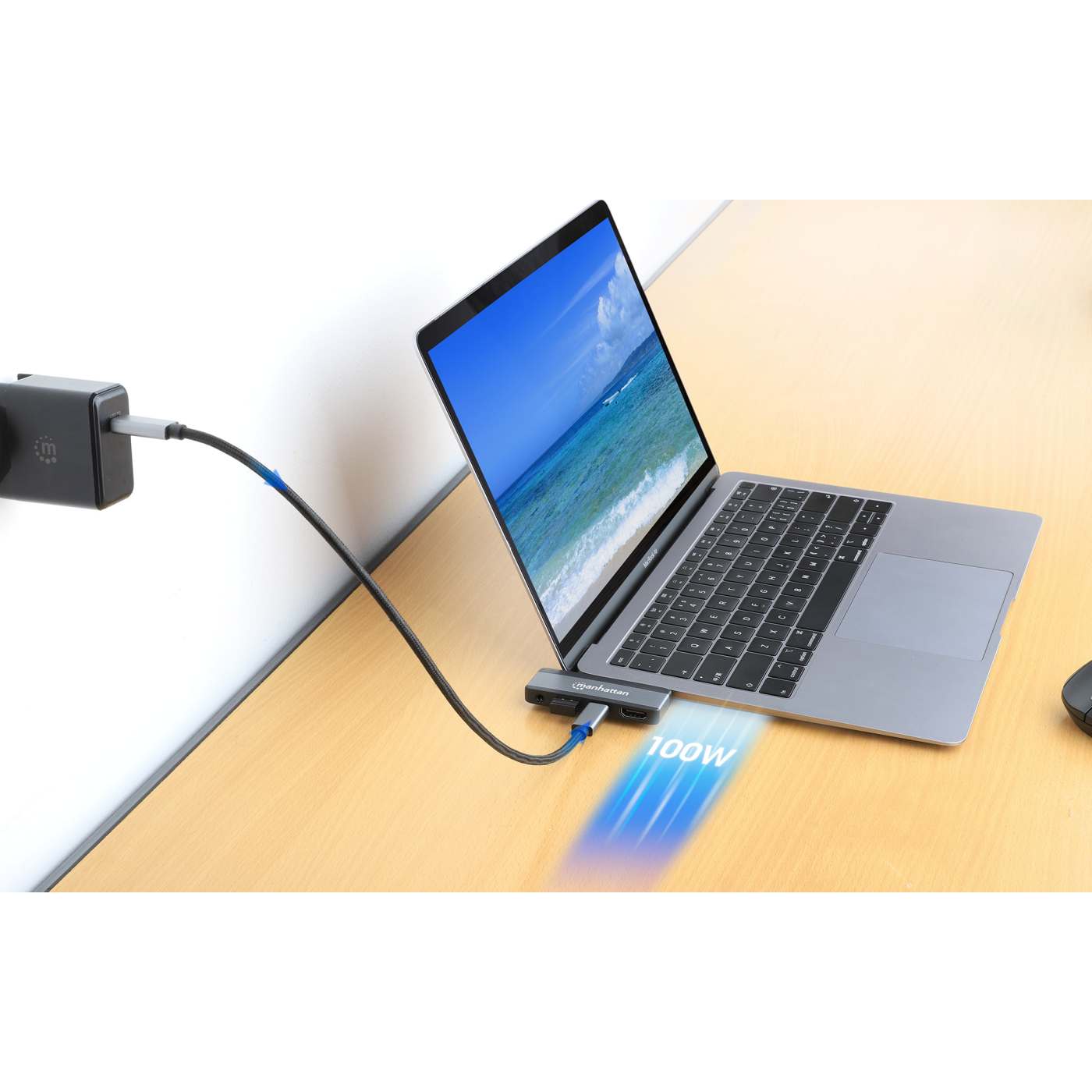 Docking Station USB-C 4 en 1 adaptador portátil Image 9