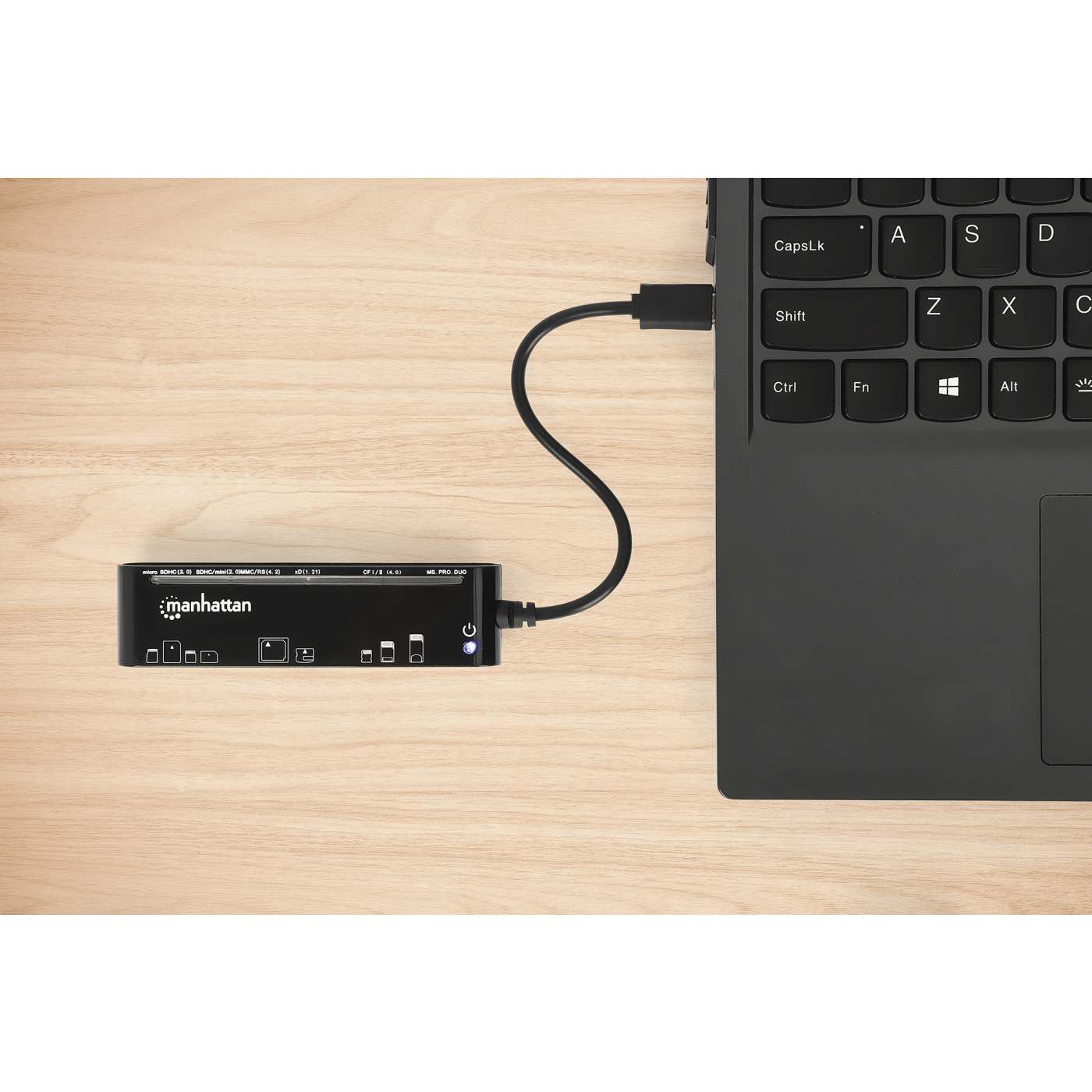 Lector/grabador USB-C a Multi-Card Image 5
